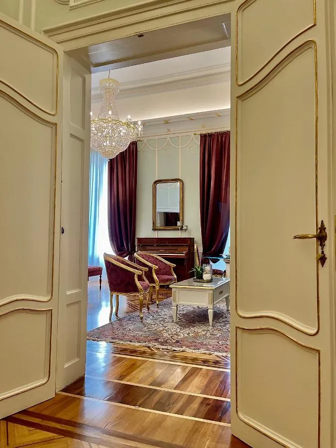 Palazzo Monga Boutique Guesthouse Verona 4*,  Italia