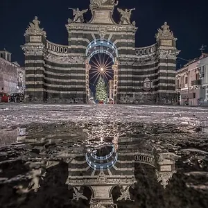Porta Garibaldi , Catane Italie