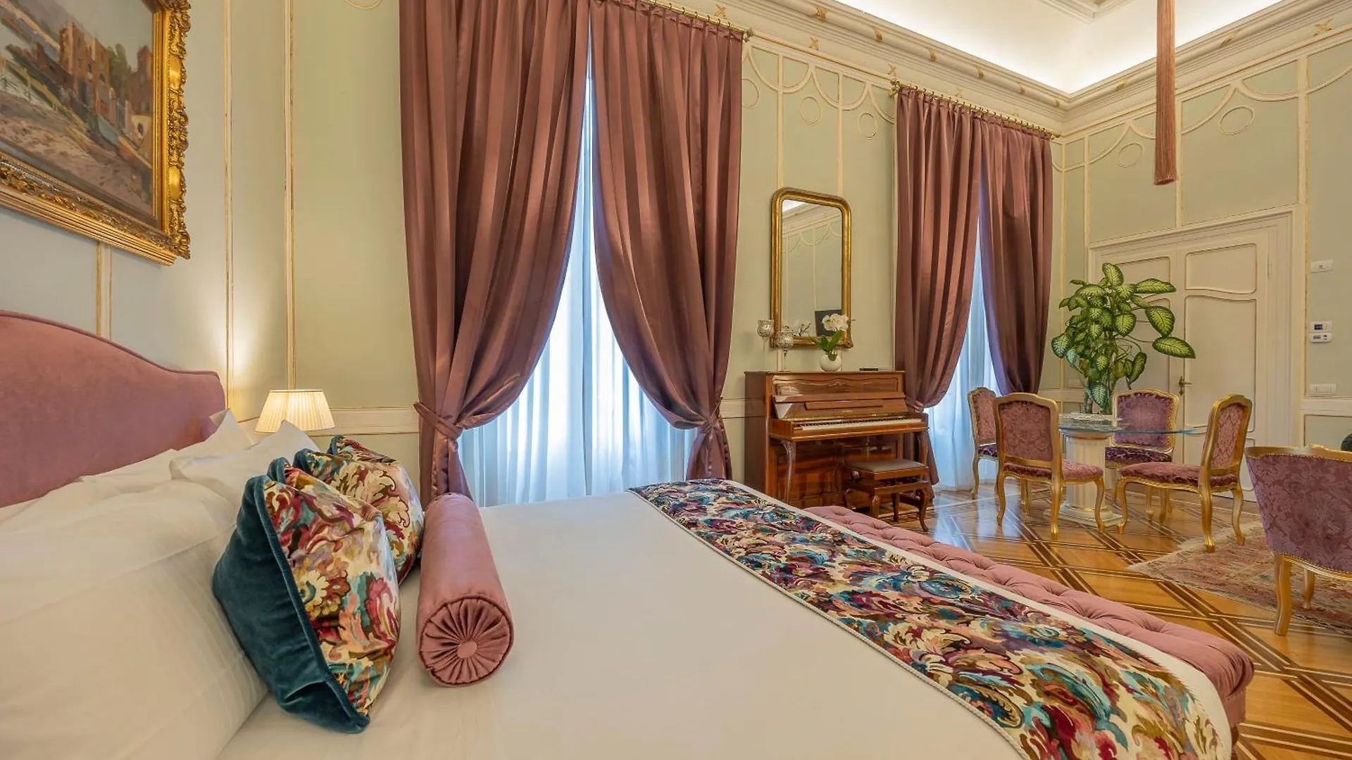Palazzo Monga Boutique Guesthouse 4*, Verona Italy
